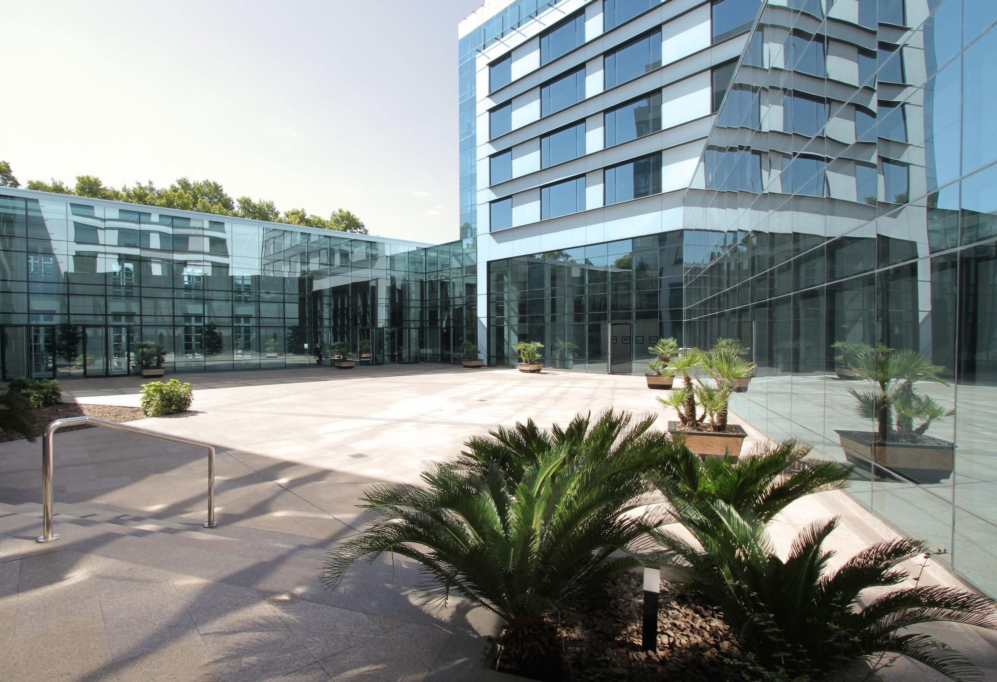 Park Hyatt Mendoza Hotel, Casino&Spa Kültér fotó The main building of the university