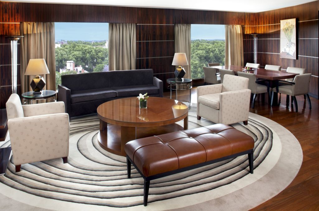 Park Hyatt Mendoza Hotel, Casino&Spa Kültér fotó A suite at the InterContinental Madrid