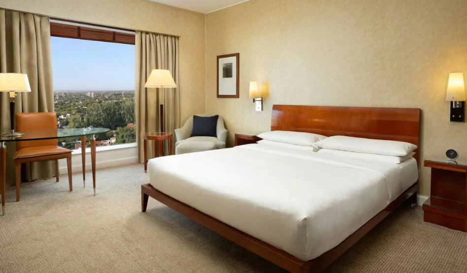 Park Hyatt Mendoza Hotel, Casino&Spa Kültér fotó A room at the Taj Bengal